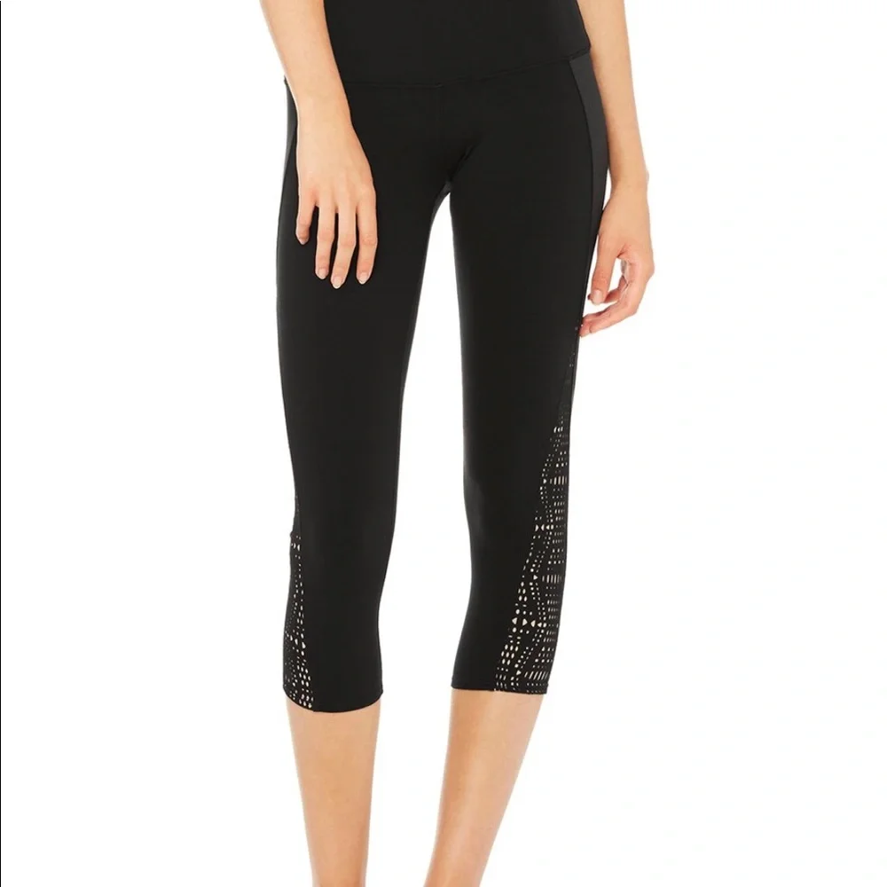 Alo Yoga high waist patina capri leggings - Picture 2 of 6